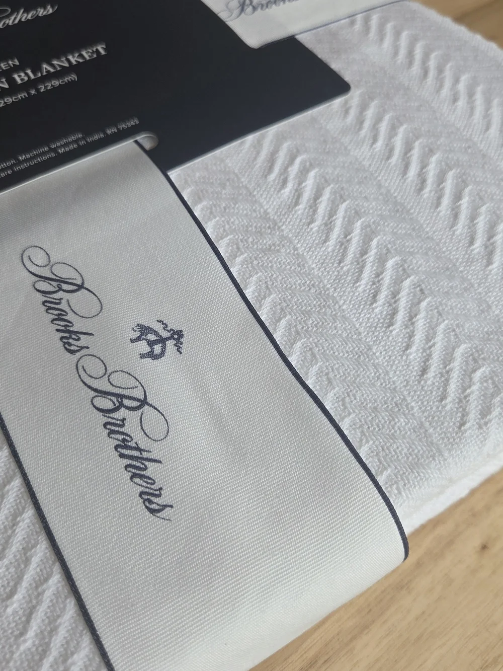 Brooks Brothers White Cotton Full/Queen Textured Blanket